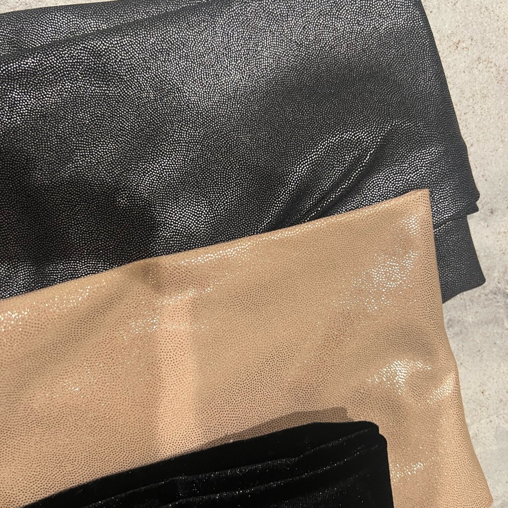 (3) Cat & Jack Velvet & (2) Metallic Kids Leggings - Picture 3 of 3